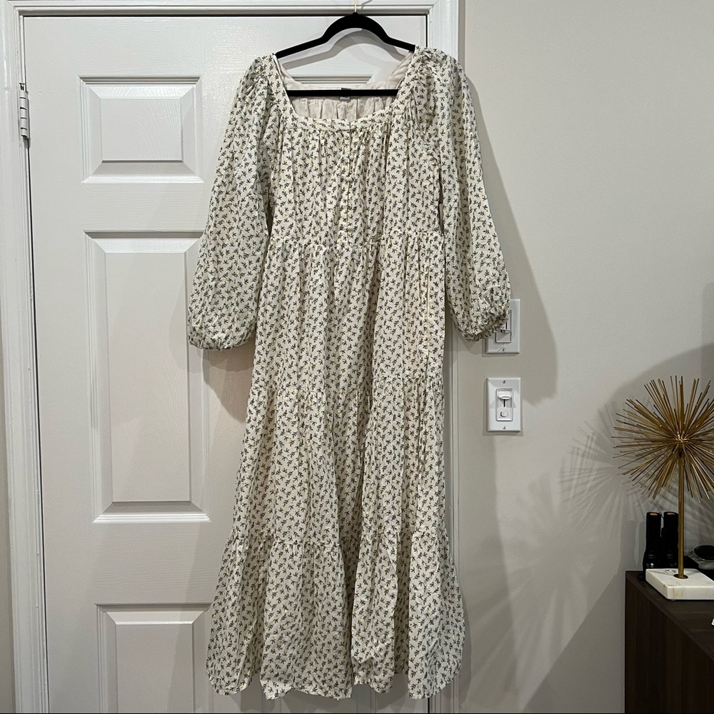 Old Navy Ivory and Gold Square Neck Maxi Dress